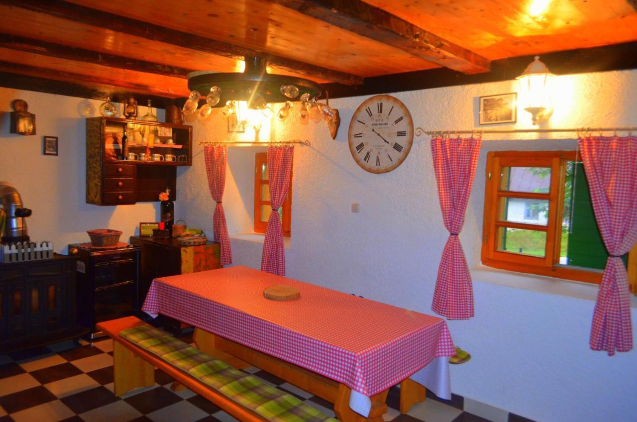 Apartamento Ivona - Kuca Za Odmor Perusic - Stara Lika Exterior foto