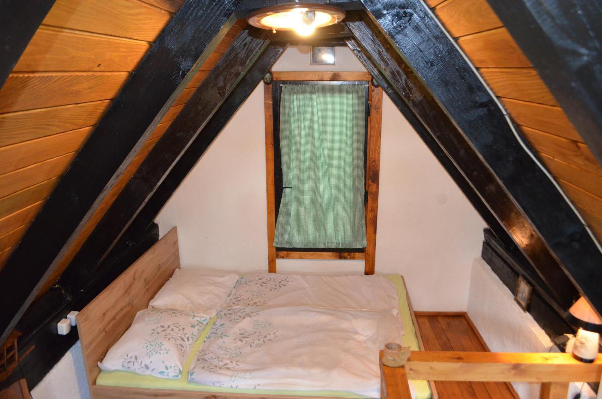 Apartamento Ivona - Kuca Za Odmor Perusic - Stara Lika Exterior foto